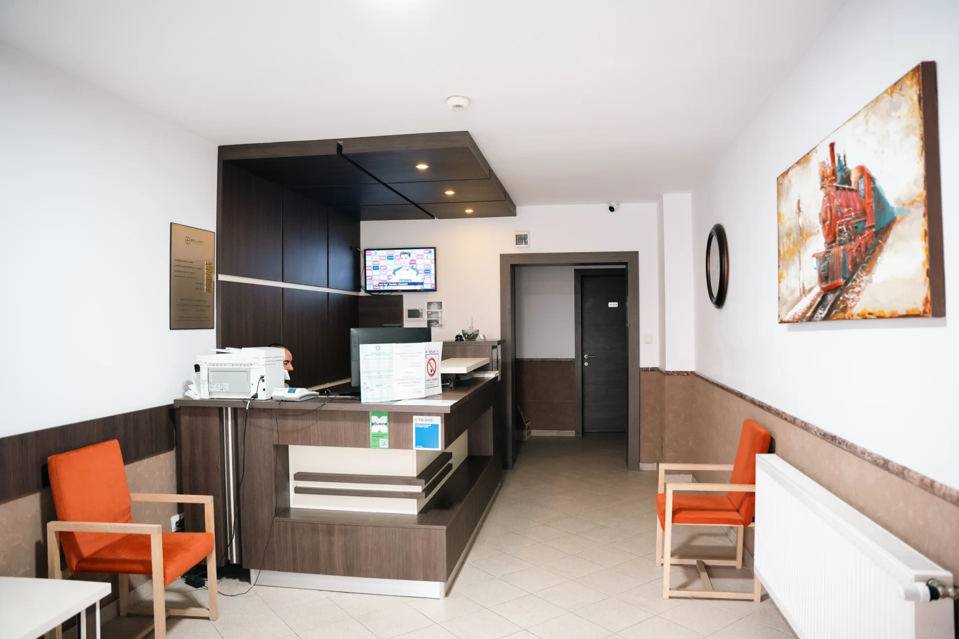 Hotel HB Brilliant Brașov – Cazare, facilități, organizare evenimente | Hotel HB Brilliant oferă cazare în Brașov, 43 de camere, 2 apartamente și săli de conferință complet echipate. Locație accesibilă, parcare, mic dejun.
